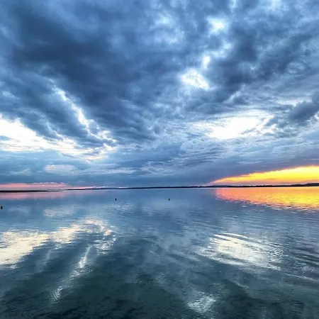 Vakantiehuis Uroczy Dom Nad Jeziorem Sniardwy Tuz Obok Plazy Nowe Guty