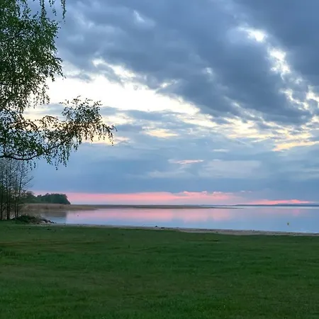 Uroczy Dom Nad Jeziorem Sniardwy Tuz Obok Plazy Holiday home Nowe Guty
